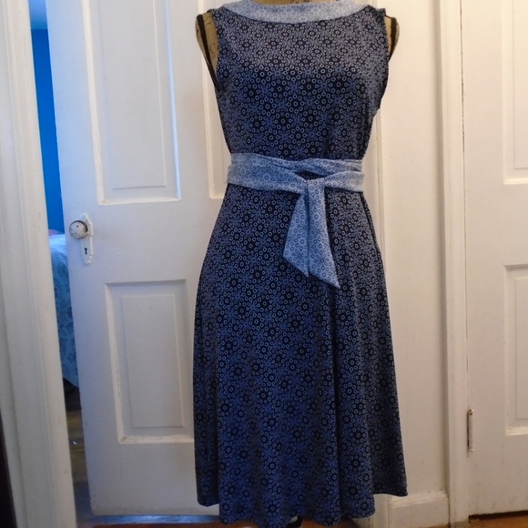 Motherhood Dresses & Skirts - Maternity Dress